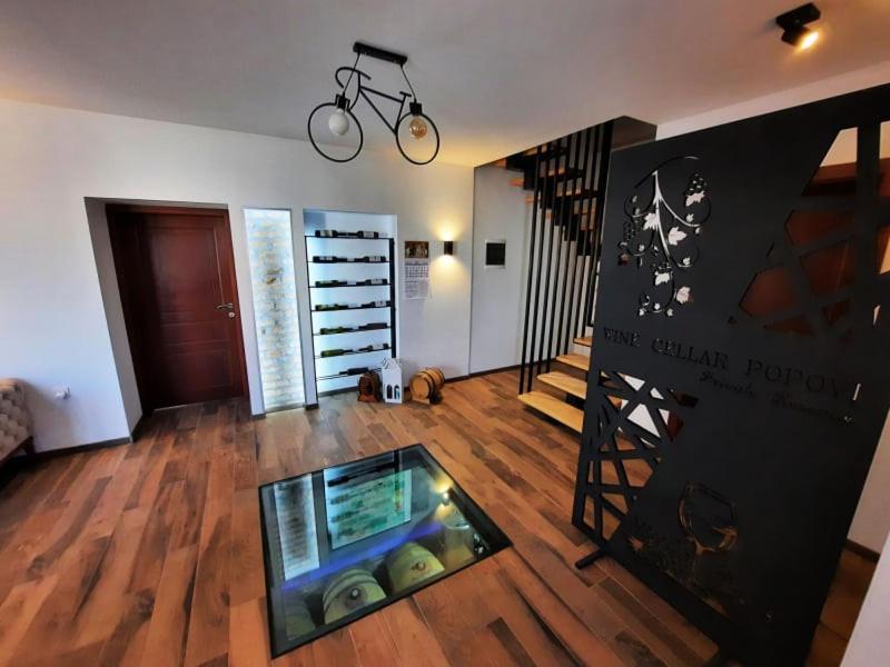Wine Cellar Popovi Apartments & Wine Tasting Kavadarci Exterior foto